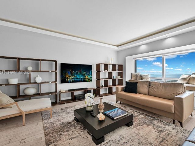 Apartment for sale  Unit #3401 - photo 7510436