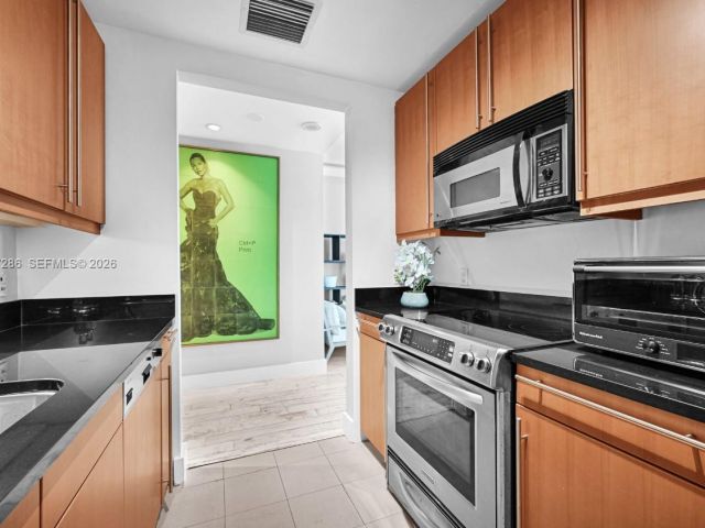 Apartment for sale  Unit #3401 - photo 7510442