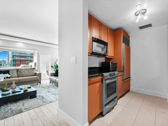 Apartment for sale  Unit #3401 - photo 7510444