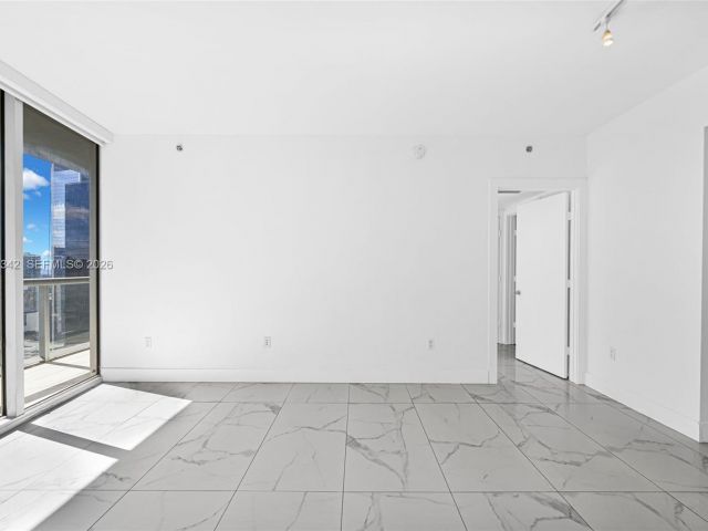 Apartment for rent  Unit #3113 - photo 7533924