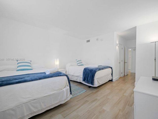 Apartment for rent  Unit #402 - photo 7492036