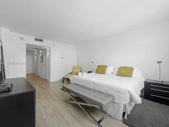 Apartment for rent  Unit #402 - photo 7492042