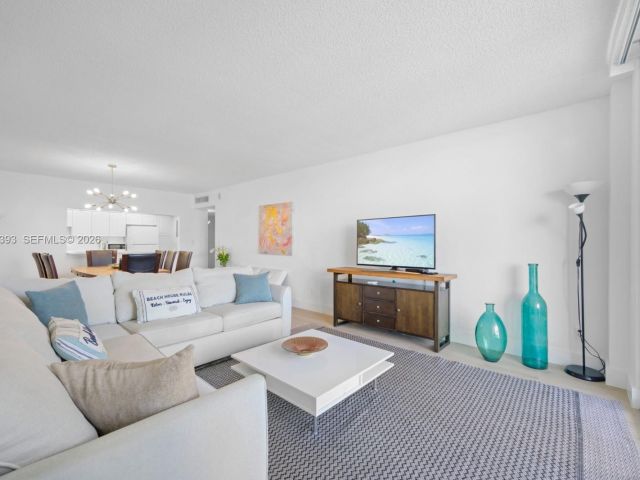 Apartment for rent  Unit #422 - photo 7491958