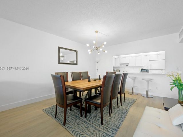 Apartment for rent  Unit #422 - photo 7491960