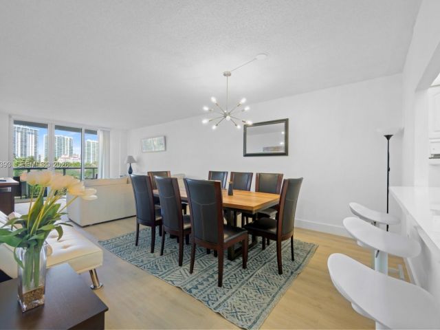 Apartment for rent  Unit #422 - photo 7491961