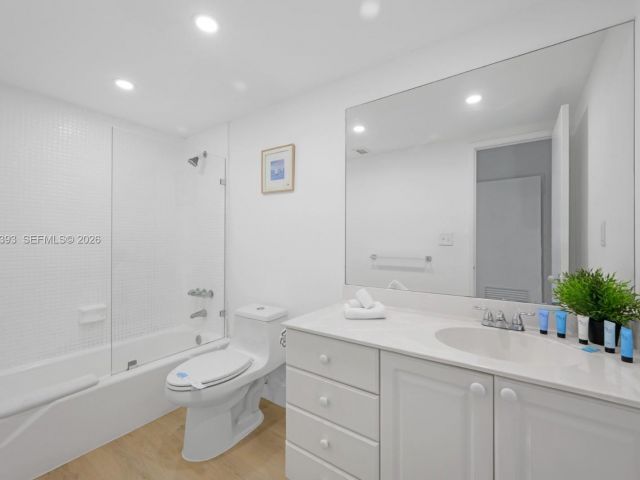 Apartment for rent  Unit #422 - photo 7491966