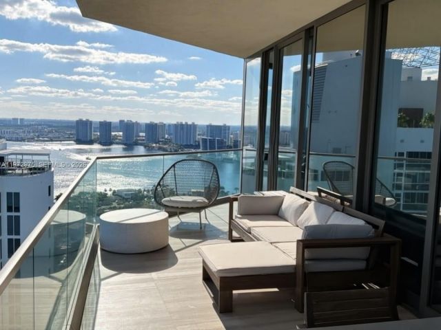 Apartment for sale  Unit #3004 - photo 7495675