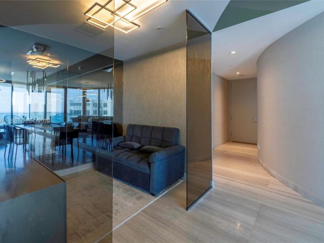 Apartment for sale  Unit #3004 - photo 7495677