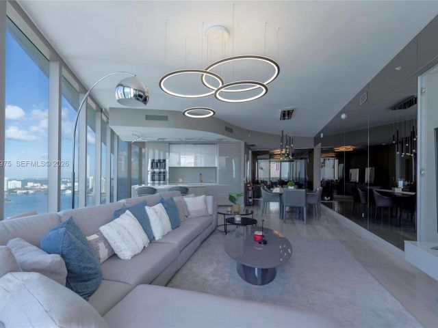 Apartment for sale  Unit #3004 - photo 7495687