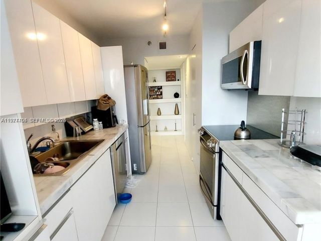 Apartment for rent  Unit #508 - photo 7487649