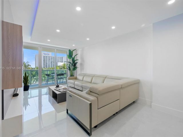 Apartment for rent  Unit #507 - photo 7491970