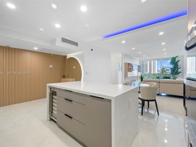 Apartment for rent  Unit #507 - photo 7491977