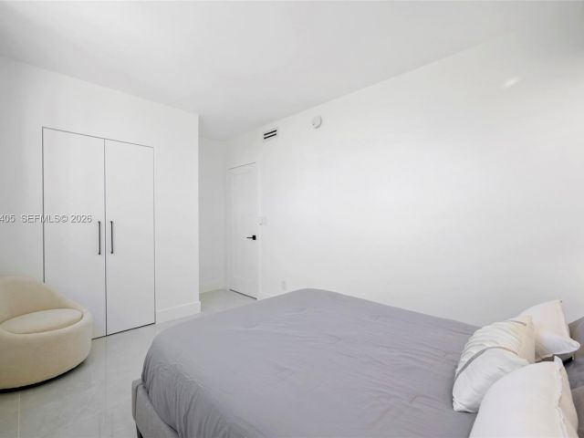 Apartment for rent  Unit #507 - photo 7491980