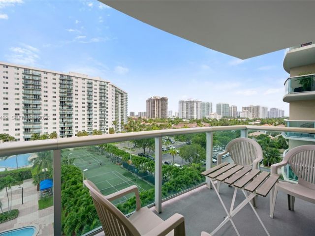 Apartment for rent  Unit #708 - photo 7491985