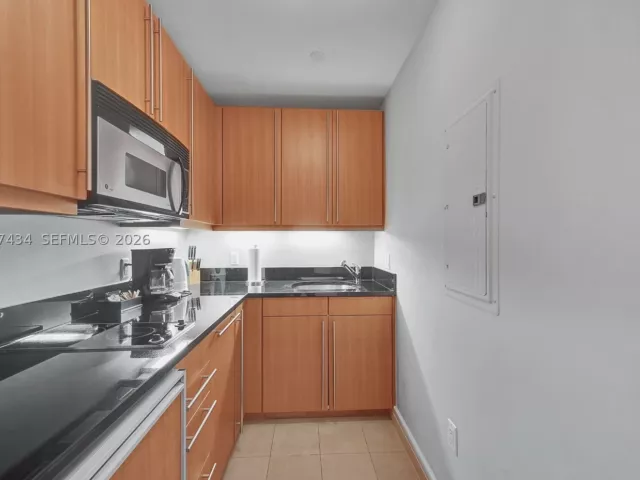 condo for sale in Miami - 1435 Brickell Ave 3308 - MondialRealty