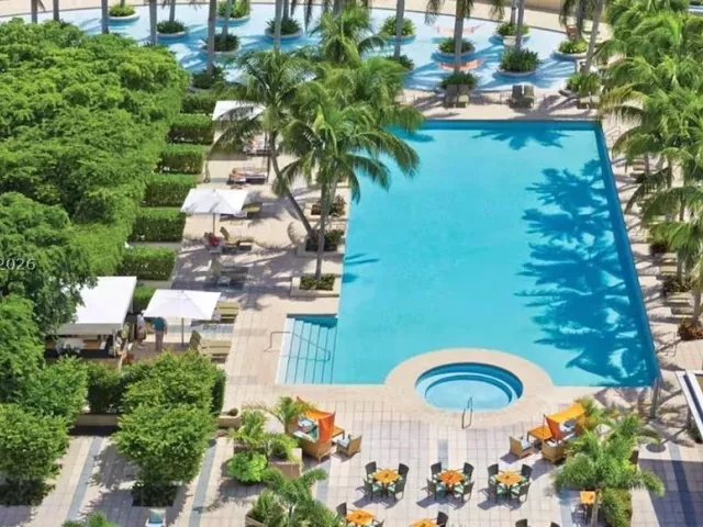 condo for sale in Miami - 1435 Brickell Ave 3308 - MondialRealty