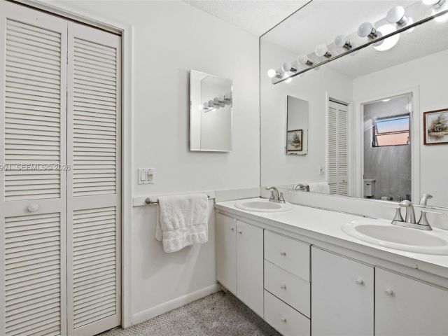 Home for sale at 9208 Emerson Ave - photo 7467154