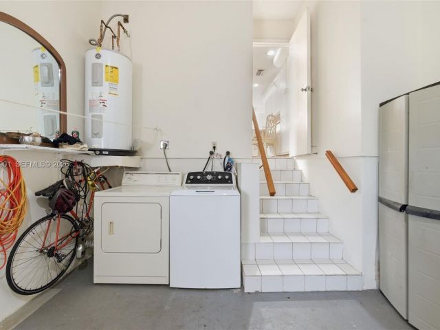 Home for sale at 9208 Emerson Ave - photo 7467159