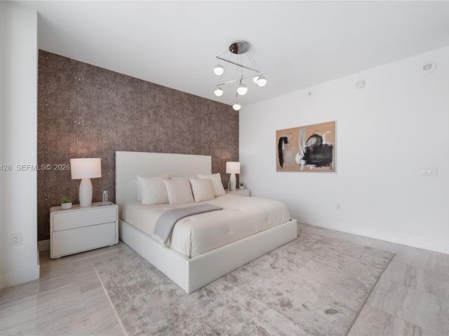 Apartment for sale  Unit #3201 - photo 7511081