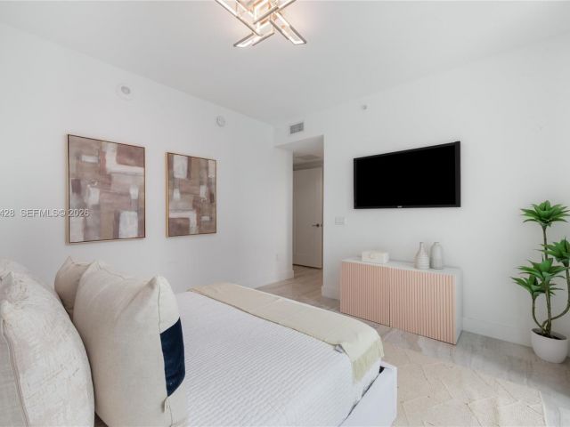 Apartment for sale  Unit #3201 - photo 7511089