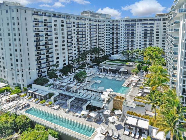 Apartment for sale  Unit #802 - photo 7524390