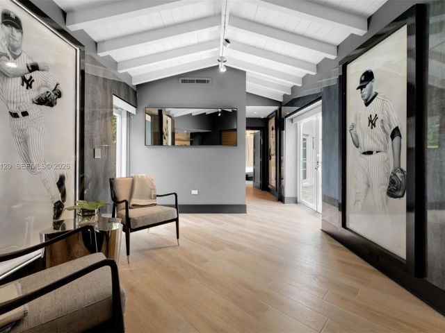 Home for sale at 2887 Pine Tree Dr - photo 7469057