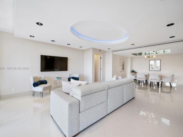 Apartment for sale  Unit #5F - photo 7503774