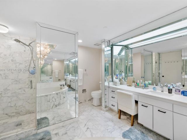 Apartment for sale  Unit #5F - photo 7503782