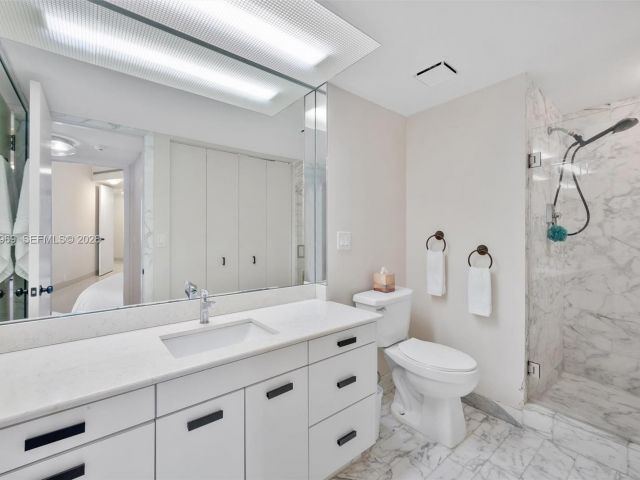 Apartment for sale  Unit #5F - photo 7503788