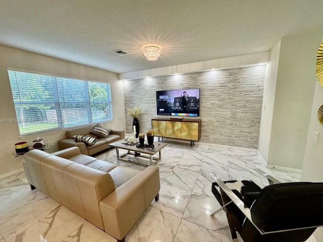 Home for rent at 4334 Ficus St - photo 7474073