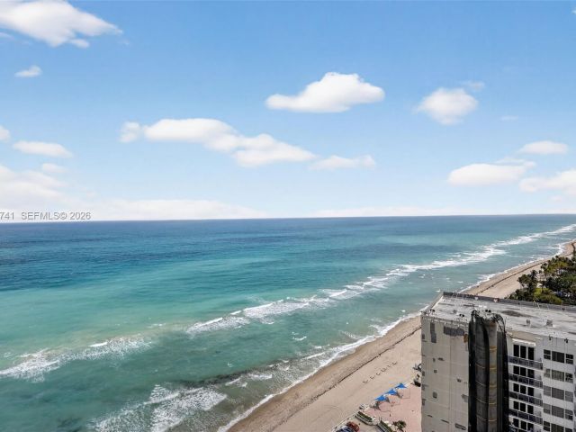 Apartment for sale  Unit #PH4 - photo 7502308