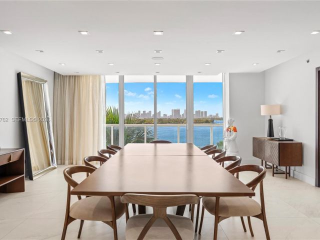 Apartment for rent  Unit #901-902 - photo 7508849