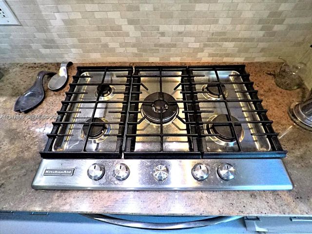 Home for sale at 8819 Hawthorne Ave - photo 7467031