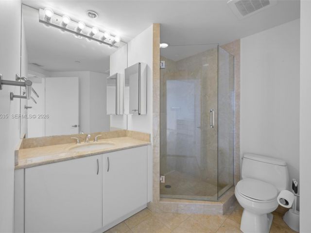 Apartment for sale  Unit #911 - photo 7511709