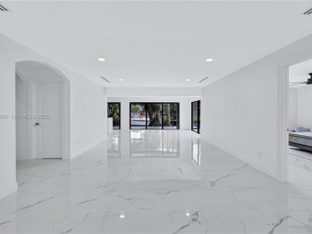 Home for rent at 1608 SW 5th Ct - photo 7482887