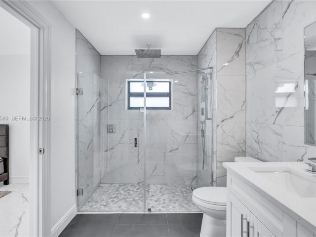 Home for rent at 1608 SW 5th Ct - photo 7482895