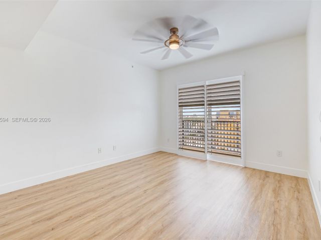 Apartment for rent  Unit #1117 - photo 7453552