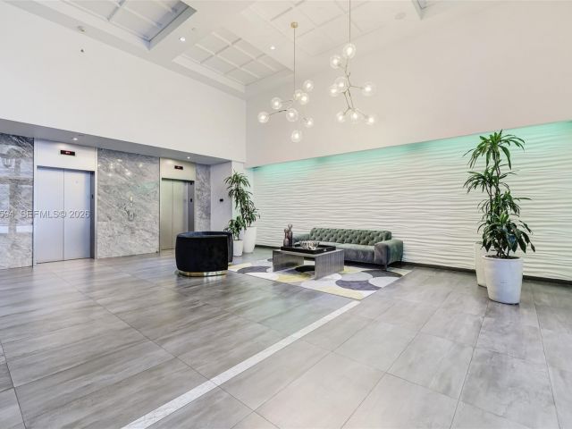 Apartment for rent  Unit #1117 - photo 7453557