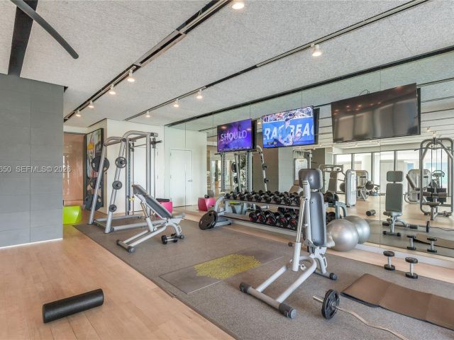 Apartment for rent  Unit # - photo 7493456