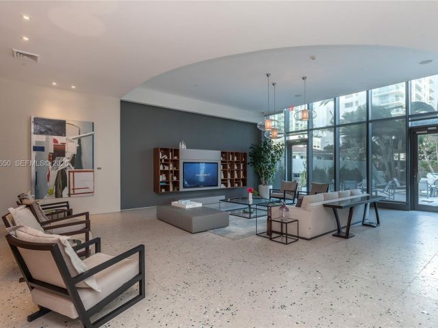 Apartment for rent  Unit # - photo 7493457