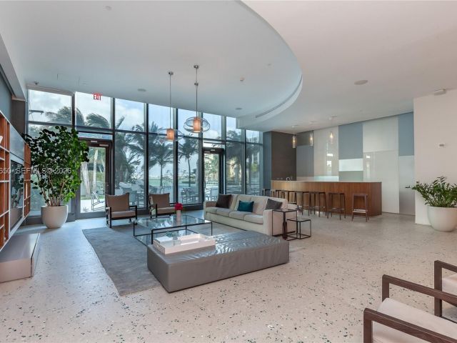 Apartment for rent  Unit # - photo 7493458