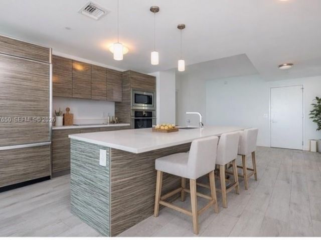 Apartment for rent  Unit # - photo 7493460