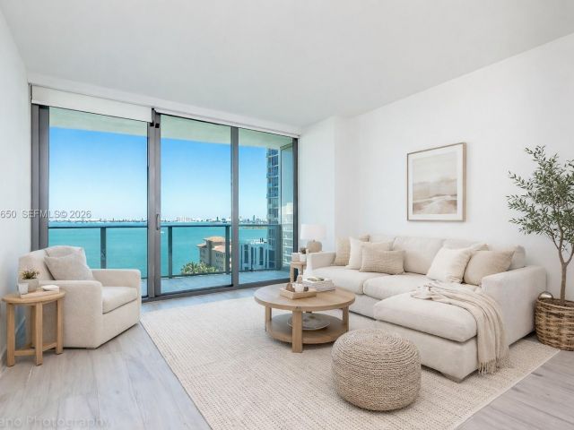 Apartment for rent  Unit # - photo 7493461