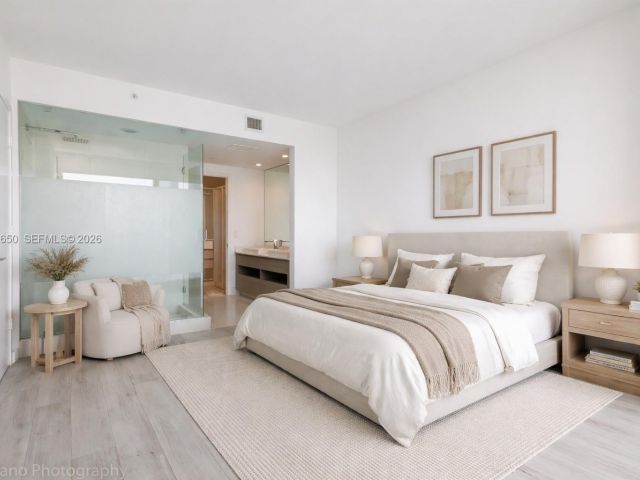 Apartment for rent  Unit # - photo 7493462