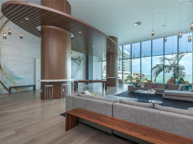 Apartment for rent  Unit # - photo 7493467