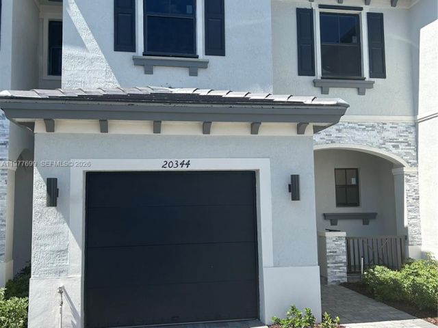 3-bedroom home for rent in Miami Gardens - 20344 NW 6th Pl - MondialRealty