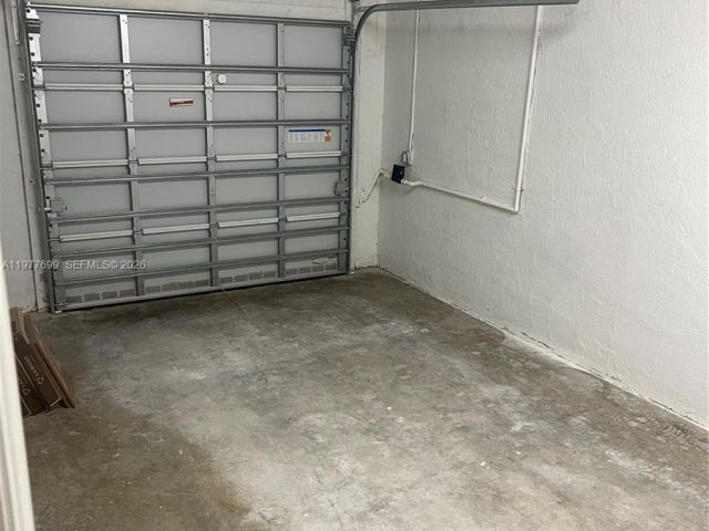 3-bedroom home for rent in Miami Gardens - 20344 NW 6th Pl - MondialRealty