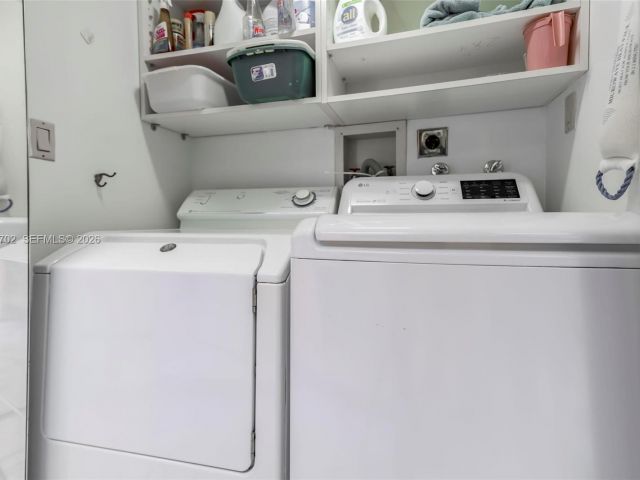 Apartment for sale  Unit #22H - photo 7533360