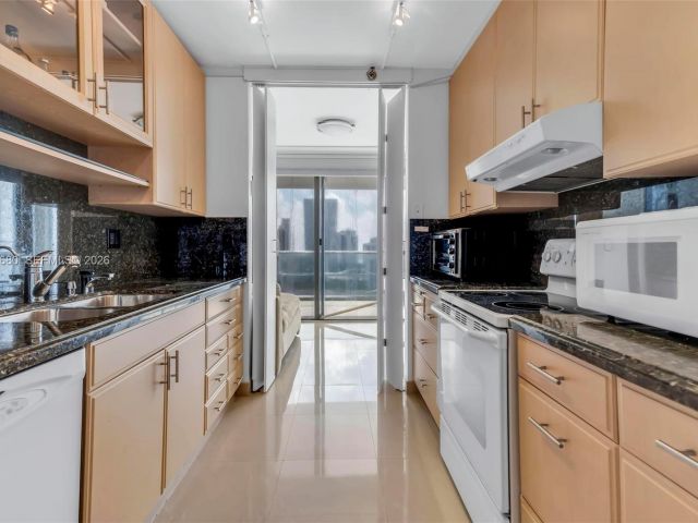 Apartment for sale  Unit #22G - photo 7527053