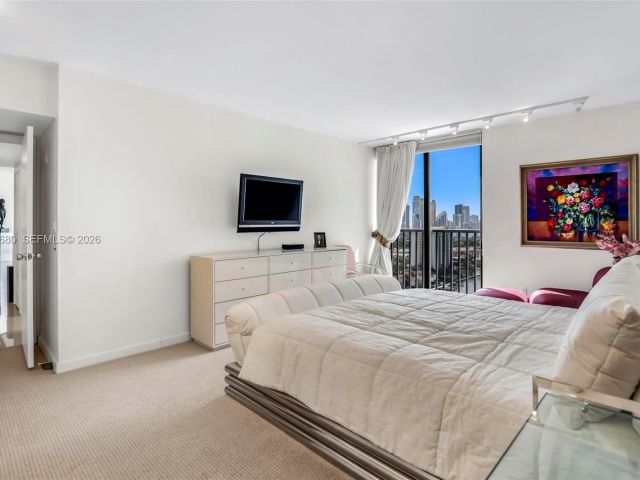 Apartment for sale  Unit #22G - photo 7527059